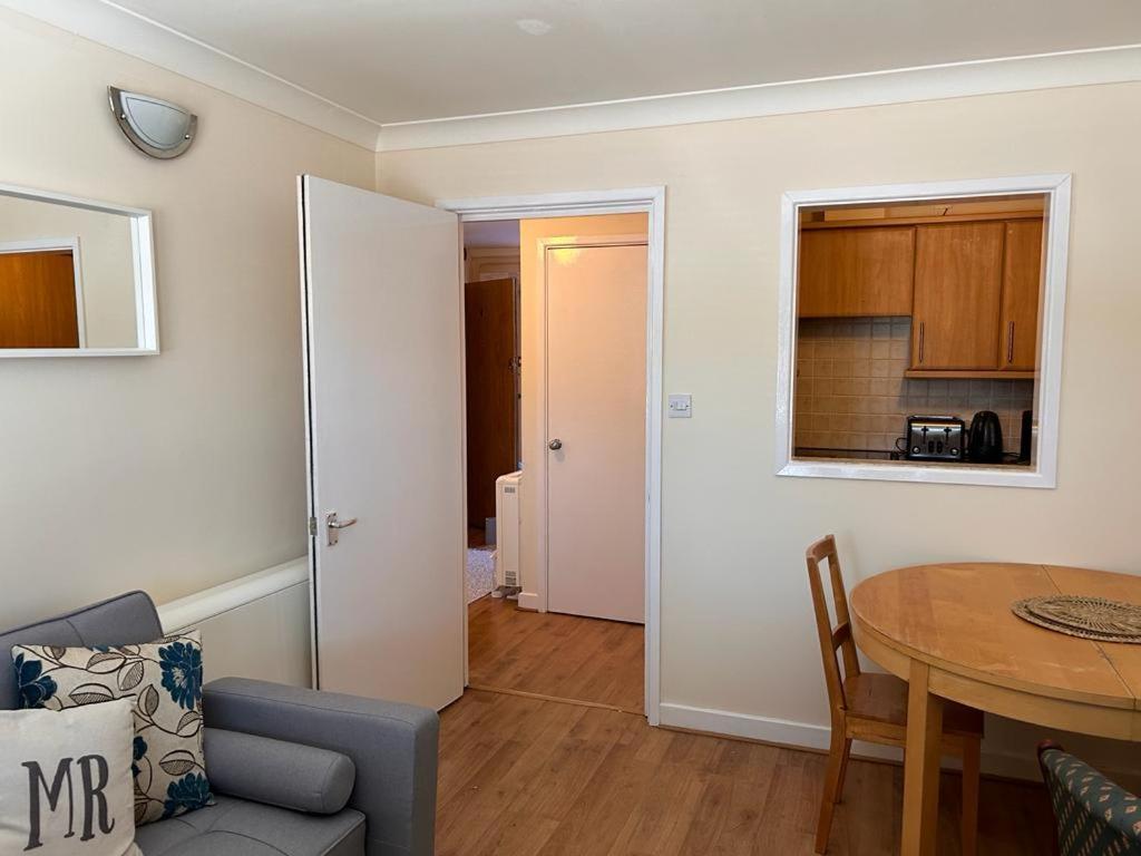 Nottage Sea Breeze Apartments Porthcawl - Ground Floor מראה חיצוני תמונה